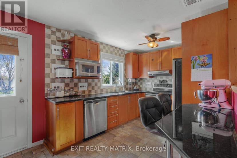 205B - 185 Du Comte Route — photo 12 of 29