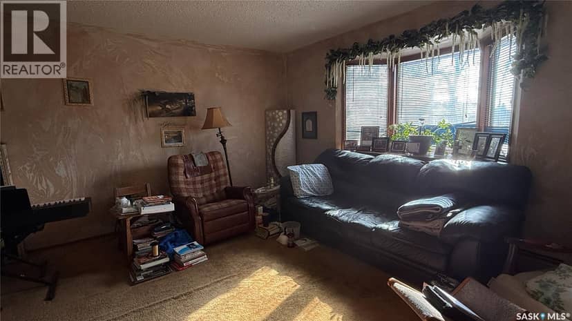 1632 101st STREET — photo 3 of 38