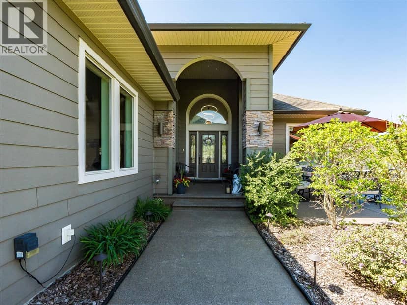 943 Riverview Place, Castlegar, photo 5