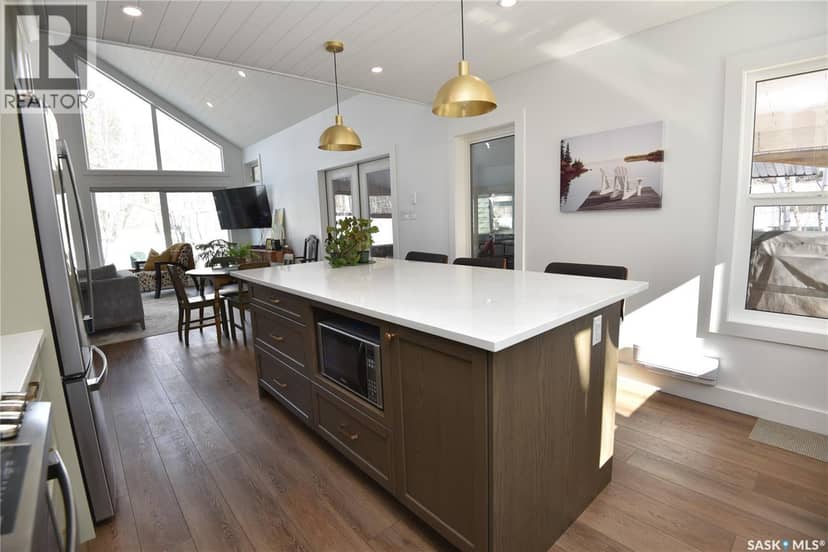 213 Birch AVENUE — photo 19 of 40