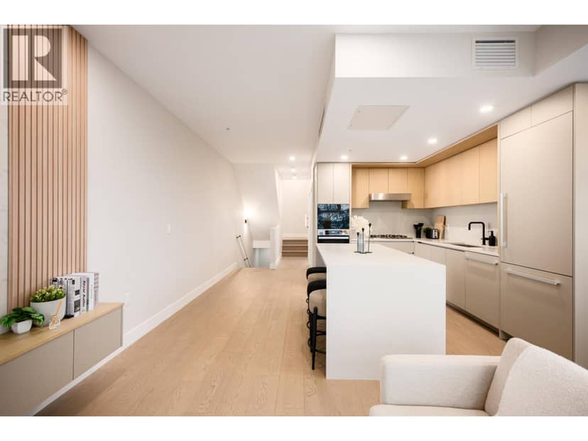 2 128 W WOODSTOCK AVENUE, Vancouver, photo 7