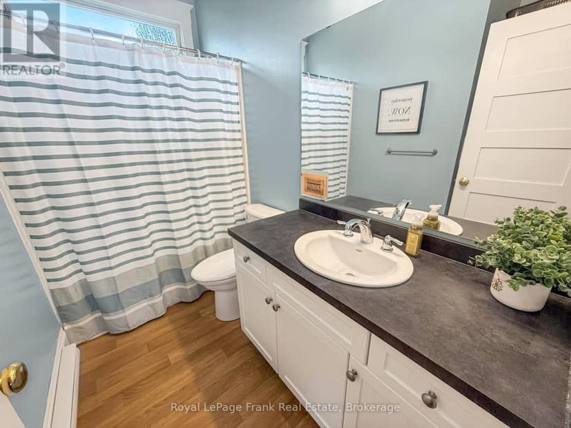 13 - 26 Meadow View Lane — photo 18 of 38