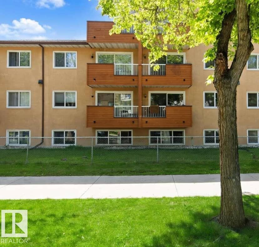 #B2 10620 104 ST NW, Edmonton