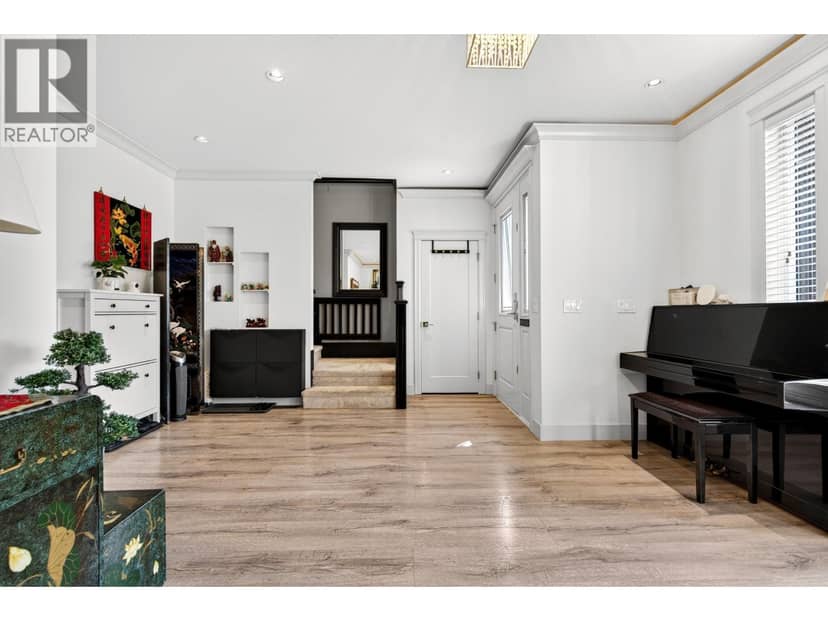 701 LEA AVENUE, Coquitlam, photo 3