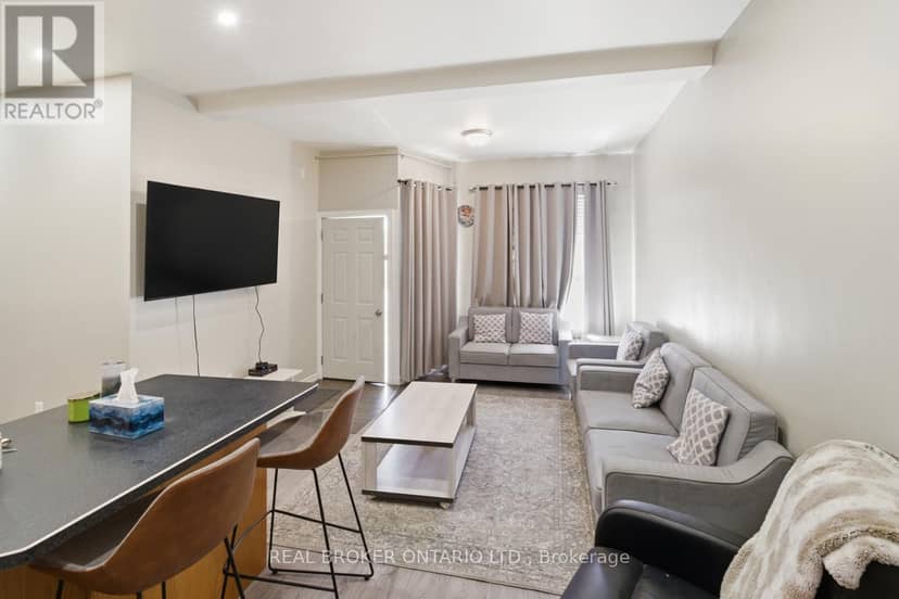 256 Lincoln Street — photo 17 of 40