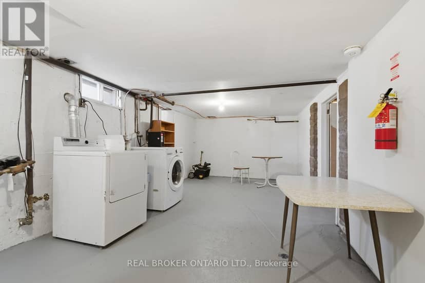 256 Lincoln Street — photo 30 of 40