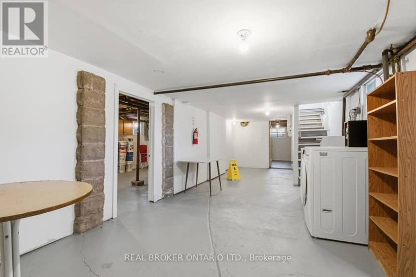 256 Lincoln Street — photo 31 of 40