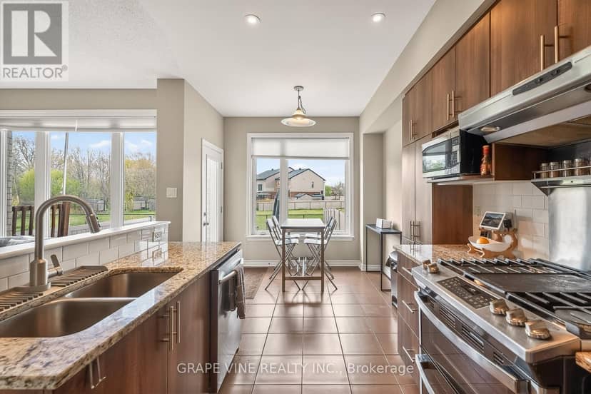 510 Grand Tully Way — photo 13 of 34