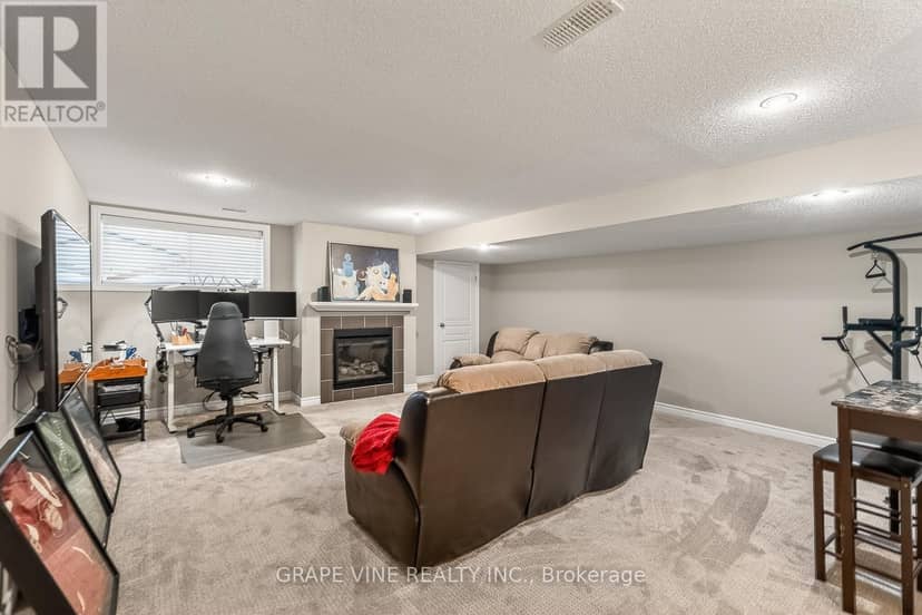 510 Grand Tully Way — photo 27 of 34