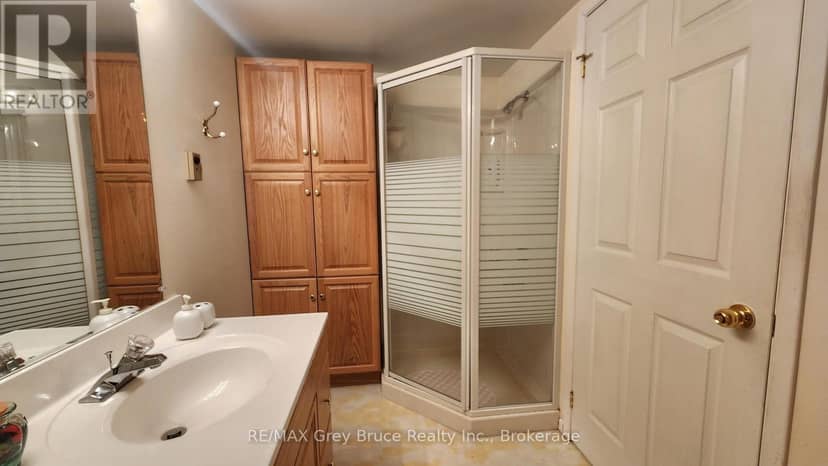340 Barney's Boulevard — photo 12 of 40