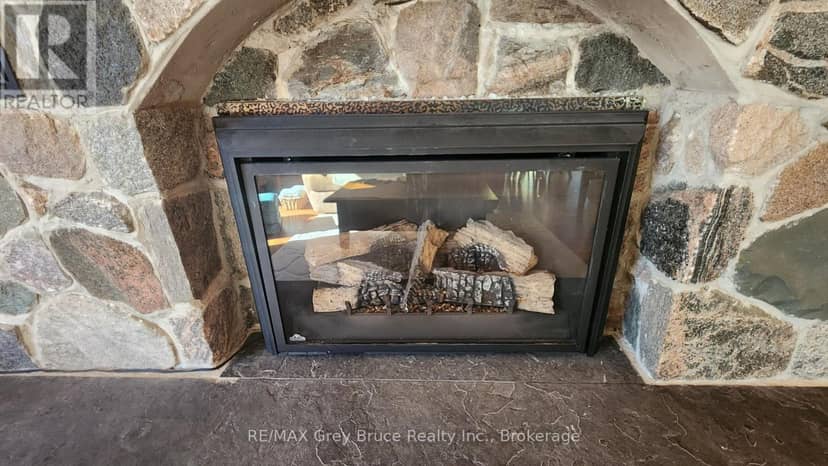 340 Barney's Boulevard — photo 16 of 40