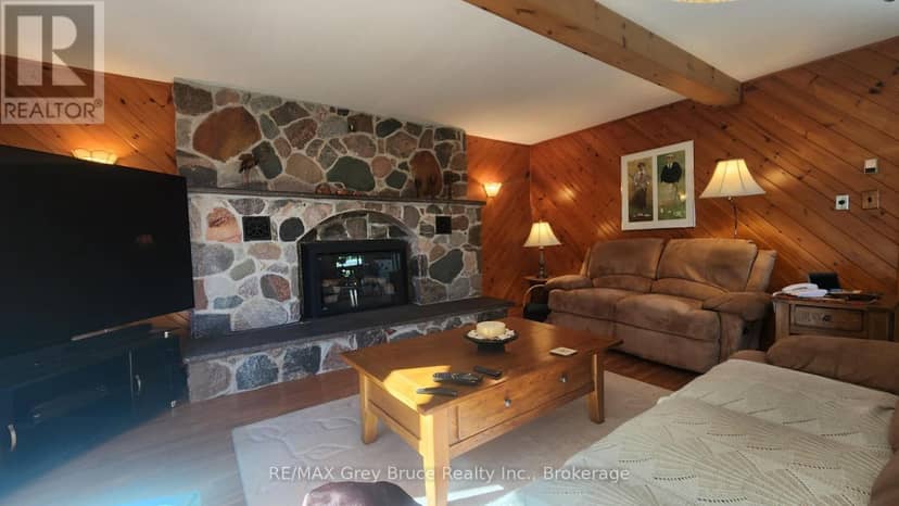 340 Barney's Boulevard — photo 17 of 40