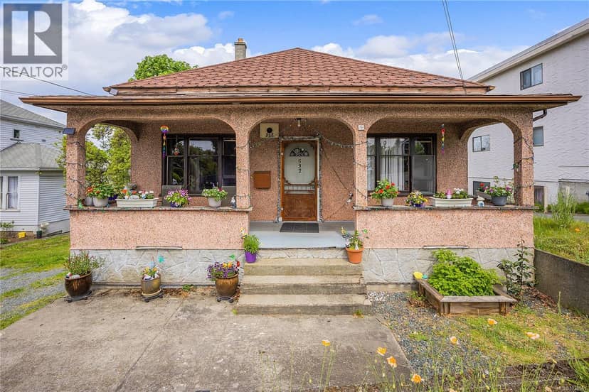 532 Prideaux St, Nanaimo