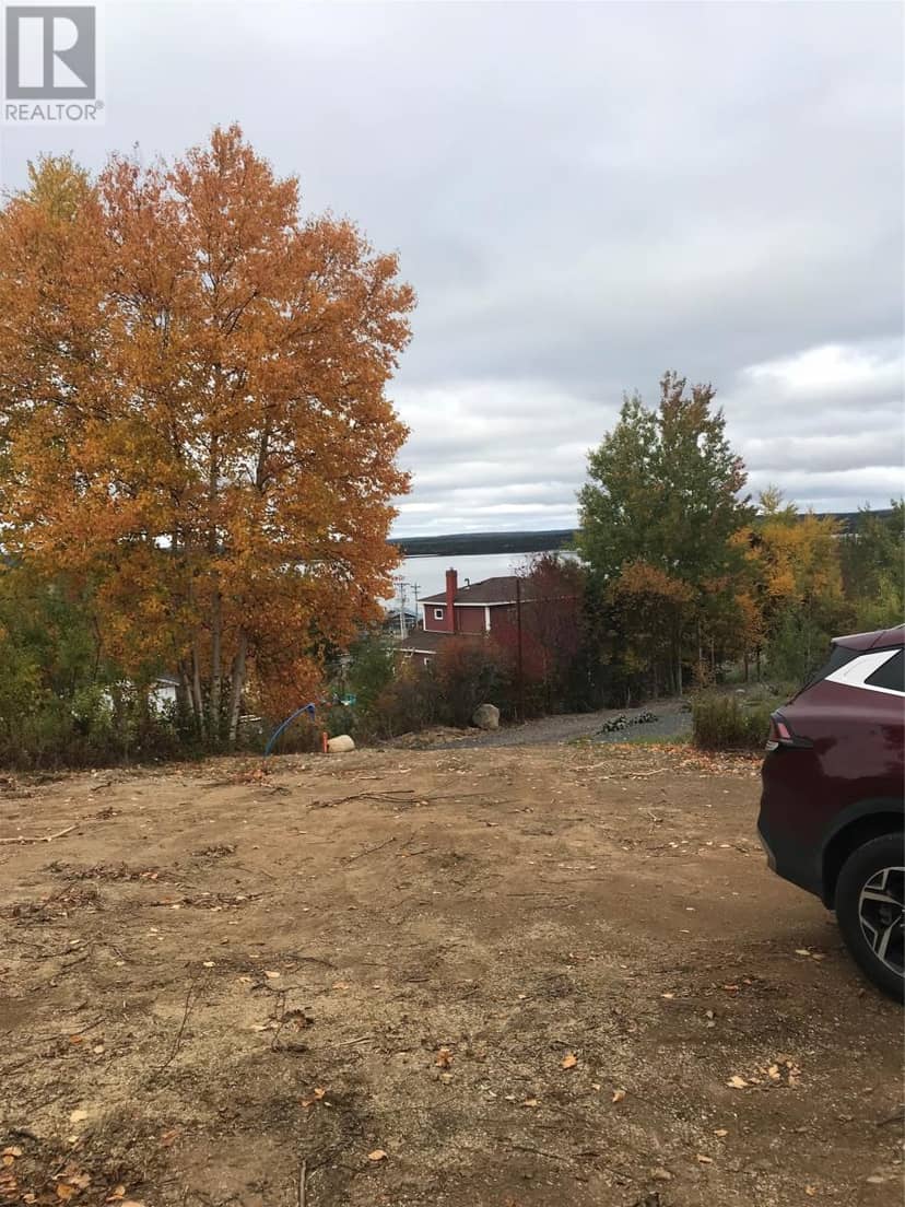 25A Trinity Drive — photo 3 of 4