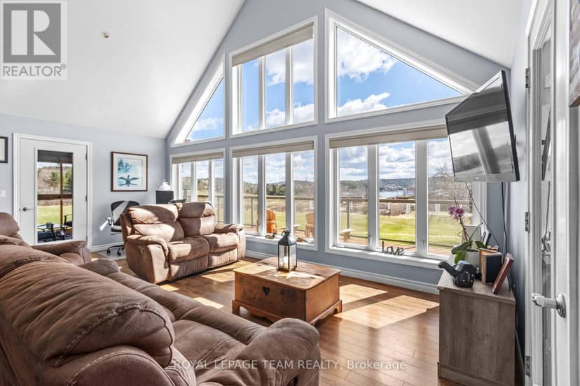 299 Siberia Road — photo 11 of 40