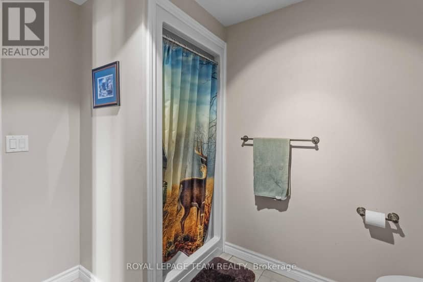 299 Siberia Road — photo 26 of 40
