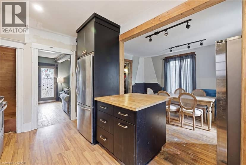 54 EVAN Street — photo 7 of 17