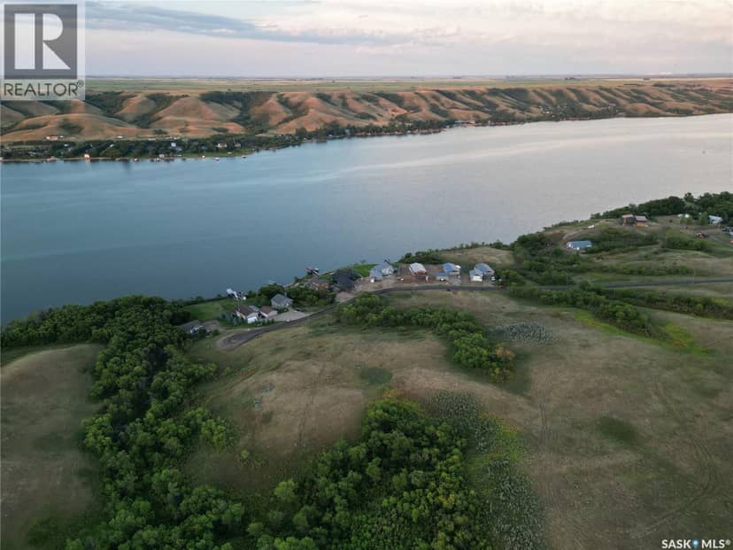 Lakeview Terrace, Buffalo Pound Lake, photo 4