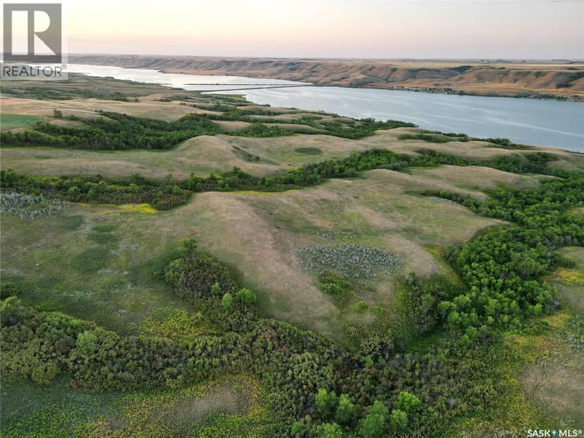 Lakeview Terrace, Buffalo Pound Lake, photo 8