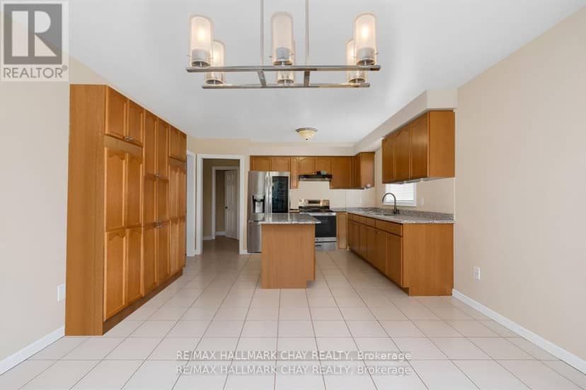 82 Bishop Drive — photo 8 of 31