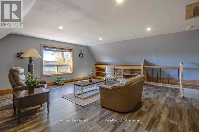 142 Duck Bay Road — photo 12 of 15