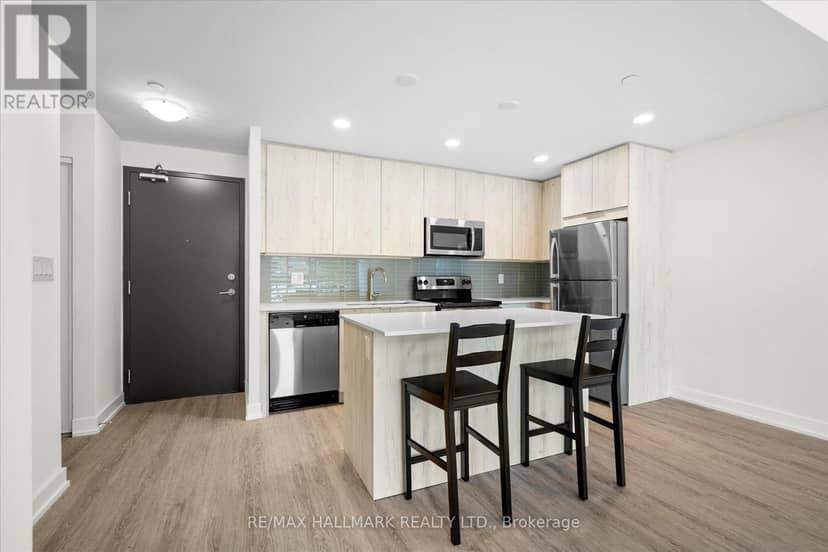 TH9 - 1350 Kingston Road — photo 17 of 39