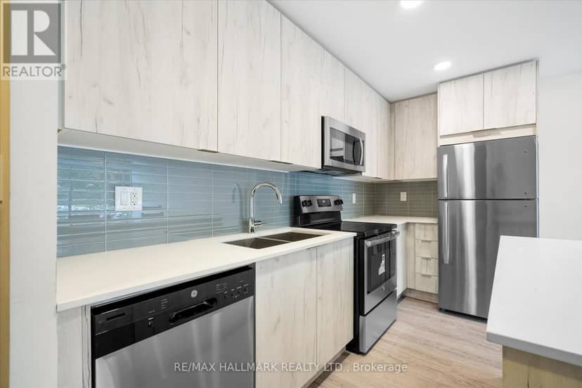 TH9 - 1350 Kingston Road — photo 19 of 39
