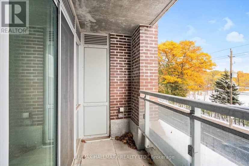 215 - 1350 Kingston Road — photo 26 of 32