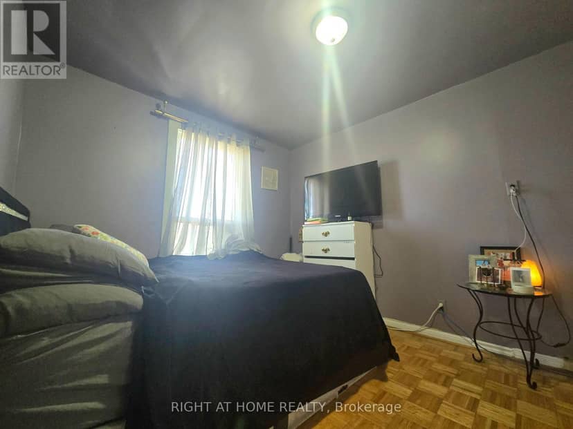 633 Greenwood Avenue, Toronto, photo 8