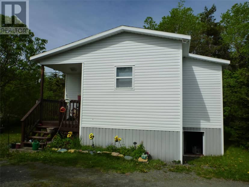 31 Woods Road, Catalina, photo 2