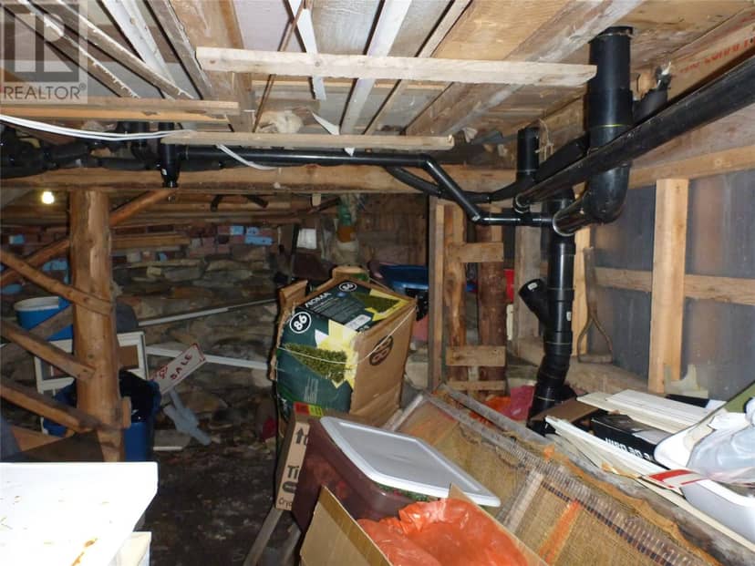 31 Woods Road — photo 12 of 17