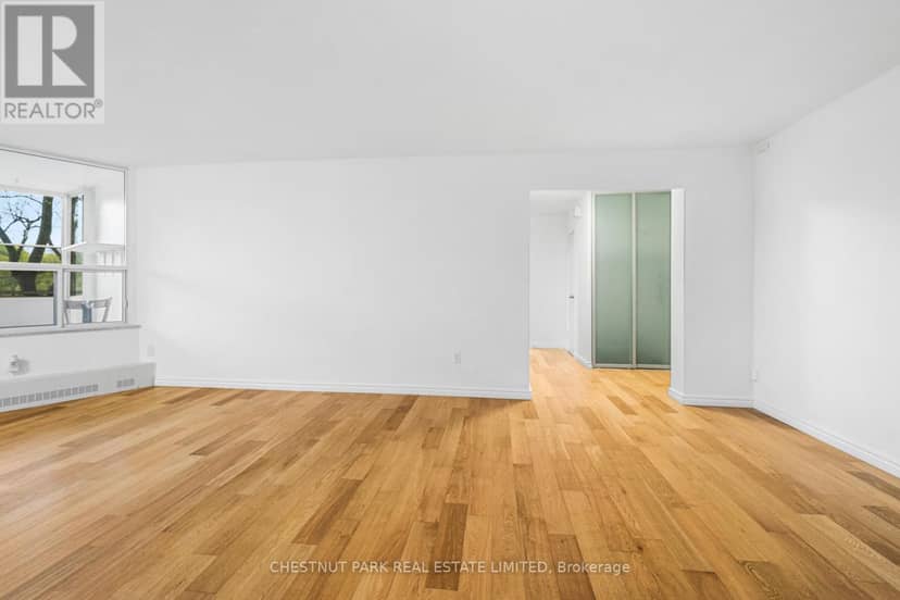 206 - 60 Pavane Linkway — photo 18 of 40