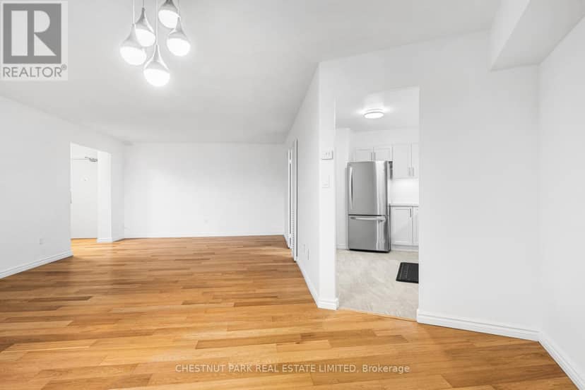 206 - 60 Pavane Linkway — photo 21 of 40