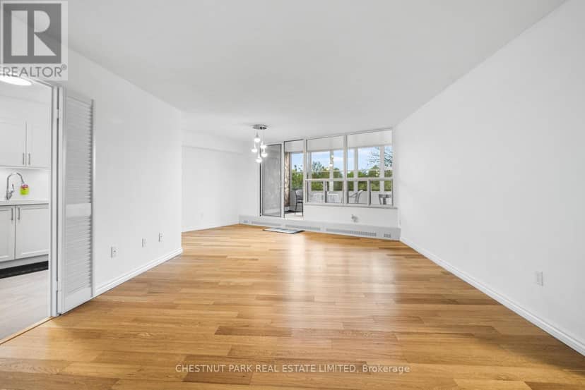 206 - 60 Pavane Linkway — photo 7 of 40