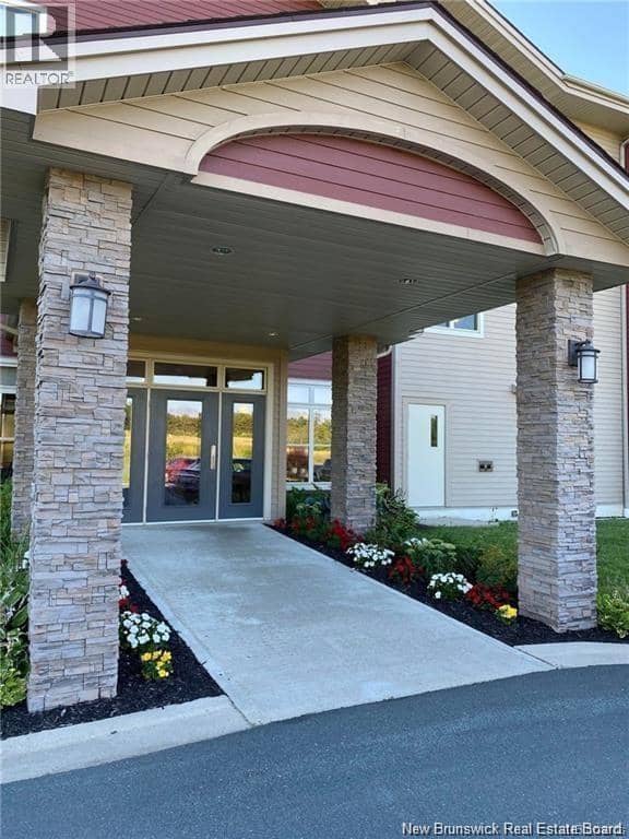 55 Old Ferry Road Unit# 205 — photo 6 of 30