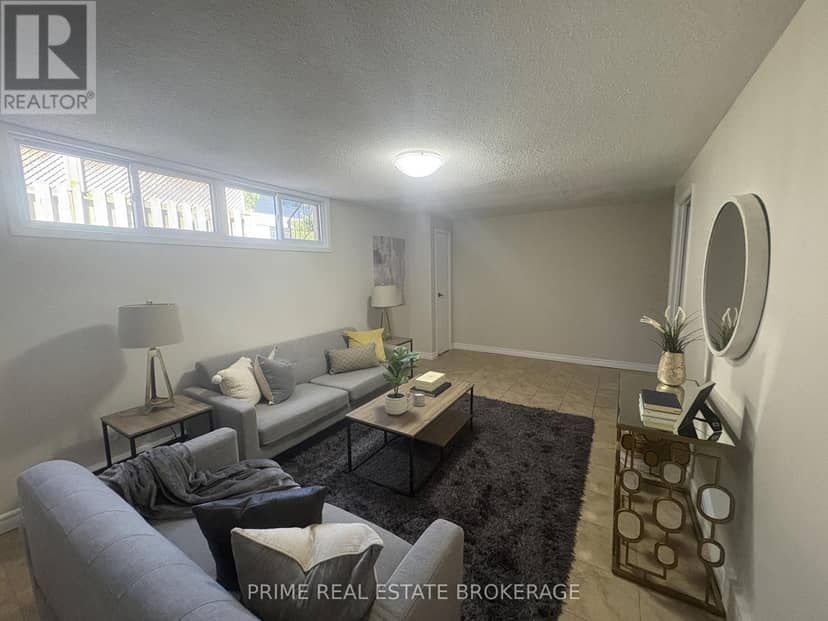 58 - 35 Waterman Avenue — photo 18 of 28