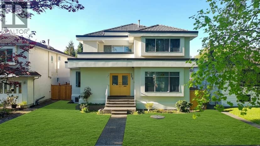 123 E 45TH AVENUE, Vancouver