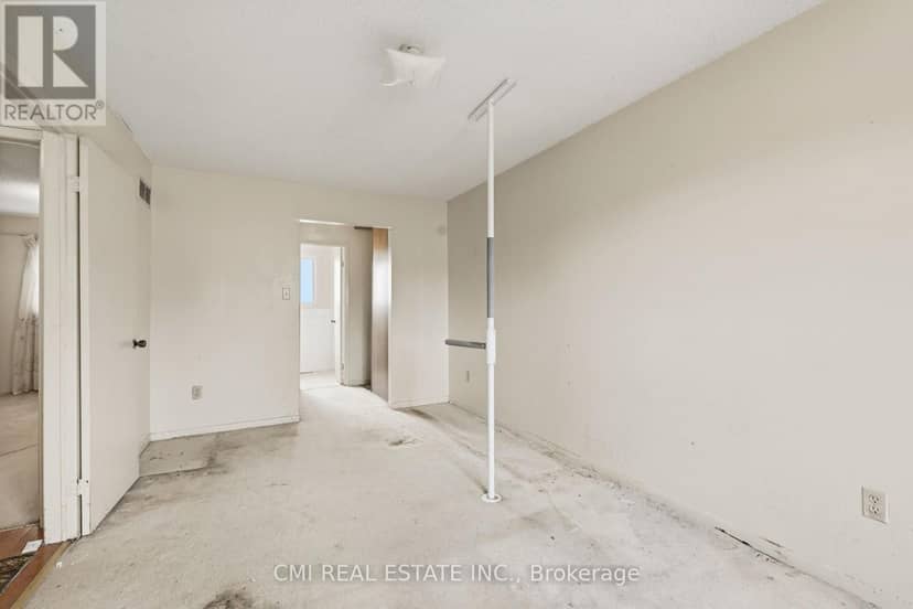 2275 Chapman Court — photo 14 of 39