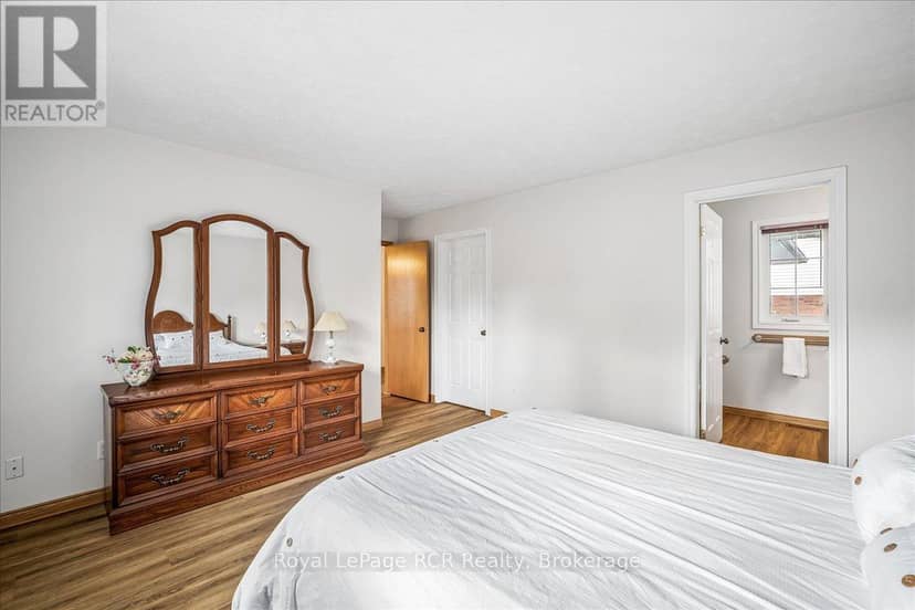 30 Pine Tree Drive — photo 17 of 34