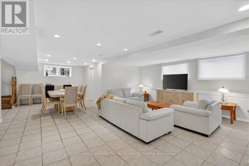 44 Glenwood Drive — photo 37 of 40