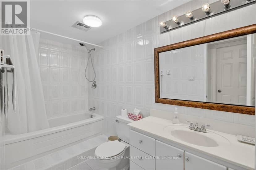 44 Glenwood Drive — photo 39 of 40
