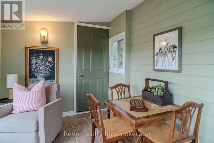 14 Swallow Road — photo 22 of 28