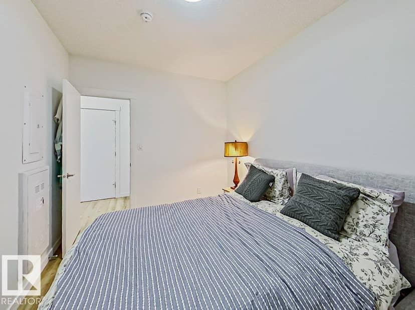 #214 11503 76 AV NW — photo 31 of 40