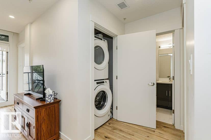 #214 11503 76 AV NW — photo 33 of 40
