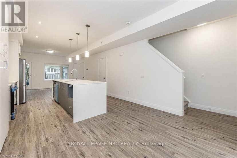 47 Lily Lane — photo 11 of 25