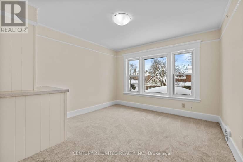 375 Downie Street — photo 19 of 40