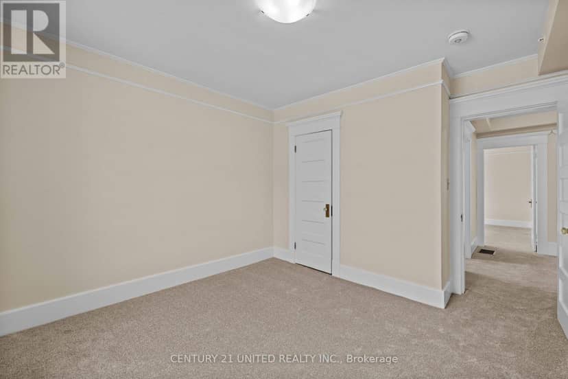 375 Downie Street — photo 22 of 40