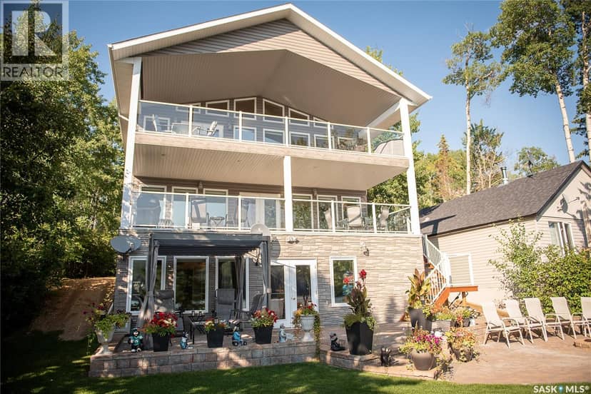 53 Lakeside DRIVE — photo 1 of 40