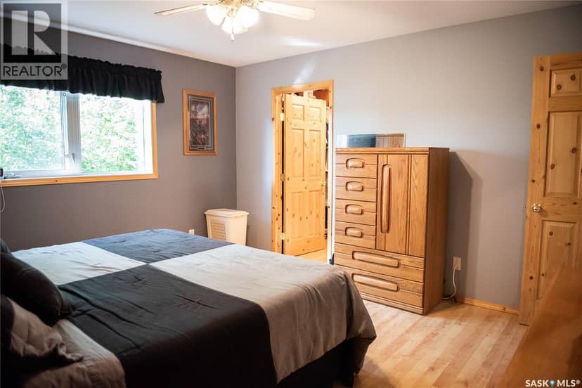 53 Lakeside DRIVE — photo 10 of 40