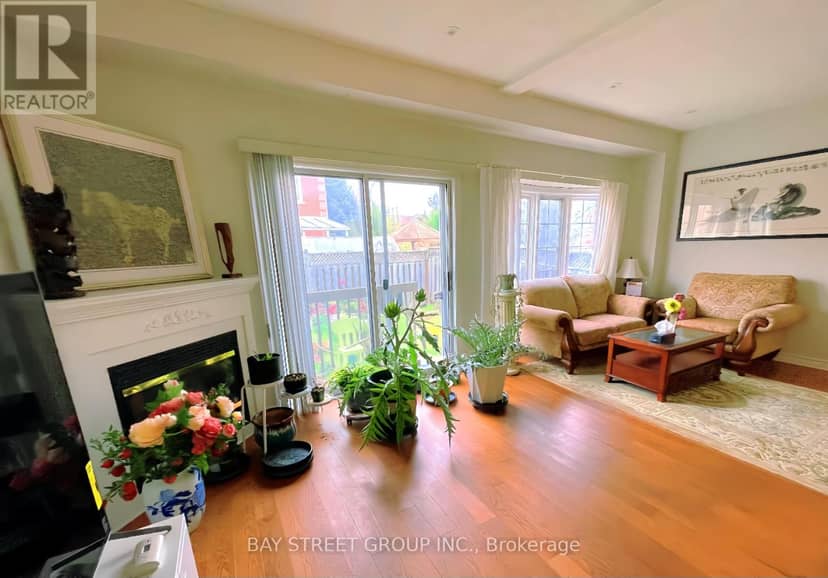 200 Milliken Meadows Drive, Markham, photo 2